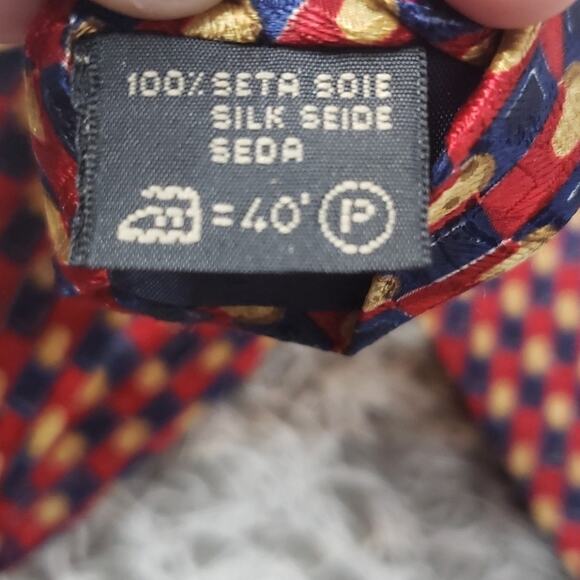 Ermenegildo Zegna Geometric Red & Blue 100% Silk Tie, Made in Italy - Picture 7 of 8